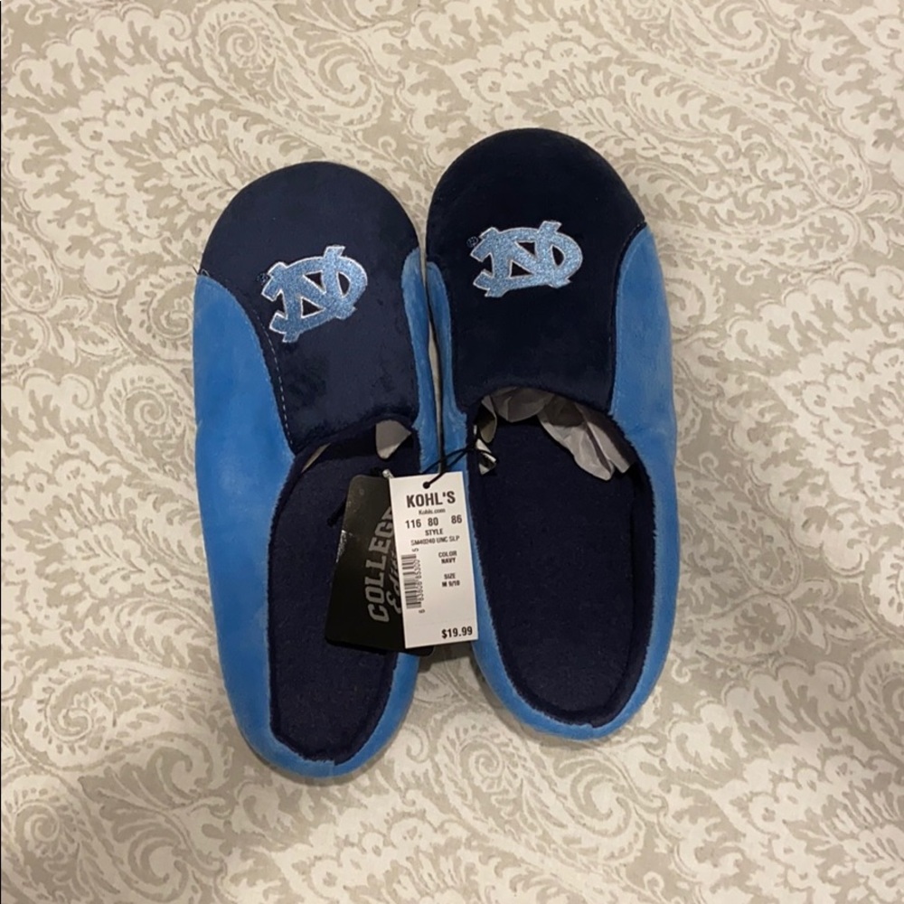 Men’s Carolina Tarheel Slippers